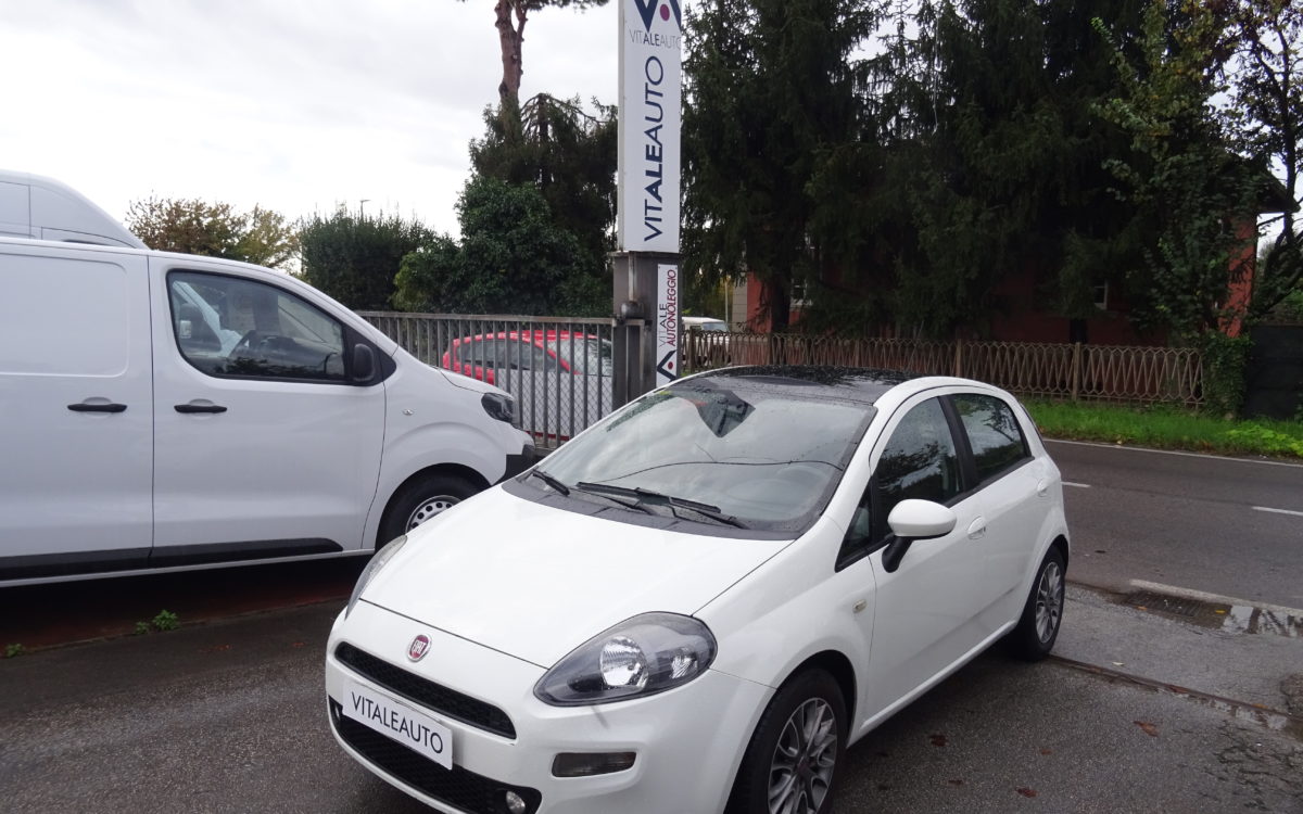 Fiat Punto 1.3 MJT II S&S 85 CV 5p Lounge OK NEOP.