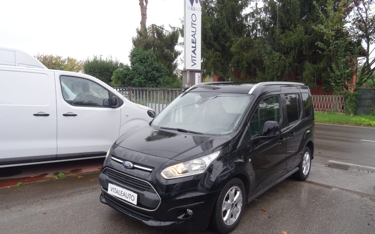 Ford Tourneo Connect 1.5 TDCi 120 CV Titanium